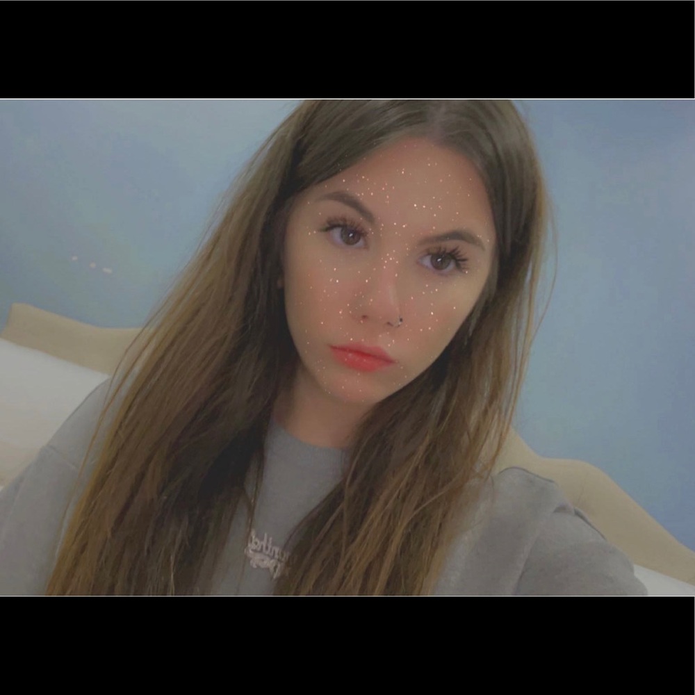 Meet your Posher, Samantha